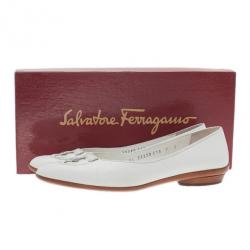 Pre Owned Salvatore Ferragamo White Leather Fly Ballet Flats Size 37.5