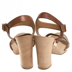 مملوكة مسبقًا صندل كلوغ سالفاتوري فيراغامو غانغا جلد مخرم أسود مقاس 41.5