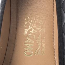 Pre Owned حذاء فلات باليه سالفاتوري فيراغامو فيونكة فارا جلد أسود مقاس 37