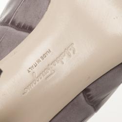 Pre Owned Salvatore Ferragamo Croc Embossed Vara Bow Pumps Size 39