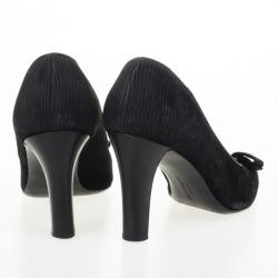 مملوكة مسبقًا Salvatore Ferragamo Black Suede Bow Pumps Size 37.5