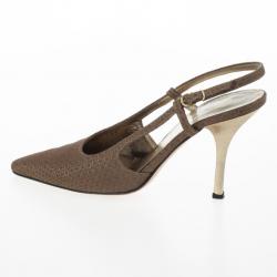 Pre Owned Salvatore Ferragamo Gold Pointed Toe Slingback Sandals Size 37.5