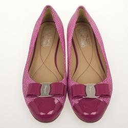 مملوكة مسبقًا Salvatore Ferragamo Pink Patent Pebbled Cap Toe Varina Ballet Flats Size 38