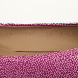 مملوكة مسبقًا Salvatore Ferragamo Pink Patent Pebbled Cap Toe Varina Ballet Flats Size 38