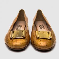 Pre Owned Salvatore Ferragamo Beige Embossed Logo Buckle 'Sun' Ballet Flats Size 40 