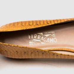 Pre Owned Salvatore Ferragamo Beige Embossed Logo Buckle 'Sun' Ballet Flats Size 40 