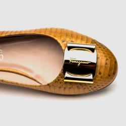Pre Owned Salvatore Ferragamo Beige Embossed Logo Buckle 'Sun' Ballet Flats Size 40 