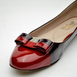 Pre Owned Salvatore Ferragamo Varina Two Tone Patent Leather Ballerina Flats Size 40