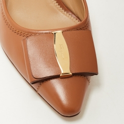 Pre Owned Salvatore Ferragamo Brown Leather Oversized Bow Pumps Size 40.5