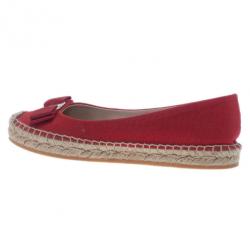 Pre Owned حذاء اسبادريل سالفاتوري فيراكامو كنافاس أحمر بليك مقاس 37.5