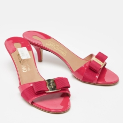 Pre Owned Salvatore Ferragamo Pink Patent Leather Vara Bow Slide Sandals Size 38.5