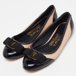 Salvatore Ferragamo Beige/Black Leather and Patent Leather Ballerina Flats Size 35.5