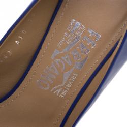Pre Owned Salvatore Ferragamo Blue Leather Susi Pointed Toe Pumps size 40.5