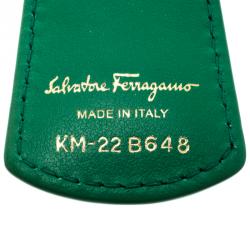 مملوكة مسبقًا Salvatore Ferragamo Green Leather Gold Tone Key Ring