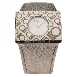 Pre Owned Salvatore Ferragamo Mother of Pearls Stainless Steel Venna Women's Wristwatch 40MM
