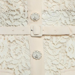 Pre Owned فستان ميني سيلف بورتريه دانتيل كريمي بحزام مقاس صغير - سمول