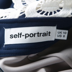 Pre Owned فستان سيلف بورتريه كروشيه أبيض وأزرق كحلي دانتيل مفرغ M