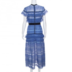 مملوكة مسبقًا فستان ميدي سيلف بورتريه دافن دانتيل جيبير أزرق تير دروب مكشكش M