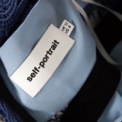 مملوكة مسبقًا فستان ميدي سيلف بورتريه دافن دانتيل جيبير أزرق تير دروب مكشكش M