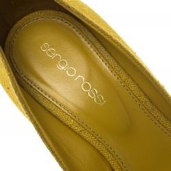 Pre Owned حذاء كعب عالي سيرجيو روسي كانفاس أصفر كناري مقاس 36