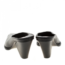 Pre Owned Stella McCartney Black Faux Leather Sabot Pointed Mules Size 39