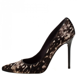 Pre Owned Stuart Weiztman Two Tone Pony Hair Pointed Toe Pumps Size 38.5