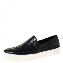  Stuart Weitzman Black Croc Embossed Leather Nuggets Slip On Sneakers Size 38.5