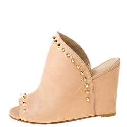Stuart Weitzman Beige Leather Upfrontal Stud Trim Peep Toe Wedge Mules Size 38.5