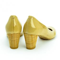 Pre Owned Stuart Weitzman Nude Patent Lola Pumps Size 36.5