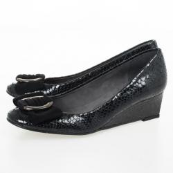 Stuart Weitzman Black Python Embossed Caring Wedges Size 36.5