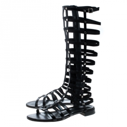 Stuart Weitzman Black Leather Gladiator Flat Sandals Size 36