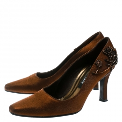 Pre Owned Stuart Weitzman Metallic Brown Fabric Square Toe Pumps Size 37.5