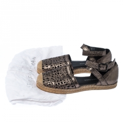 Stuart Weitzman Metallic Lasercut Textured Leather Ozarks Espadrilles Flat Size 37.5
