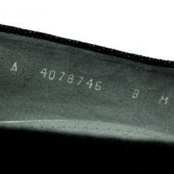 Pre Owned Stuart Weitzman Black Solar Goosebump Pumps Size 38.5