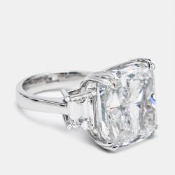 Pre Owned 22.00 cts Cushion Cut and Trapezoid Lab Grown Diamond 18k White Gold Ring Size 55