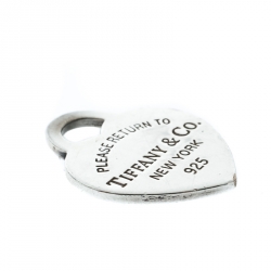 Pre Owned Tiffany & Co. Return To Tiffany Heart Tag Silver Charm Pendant