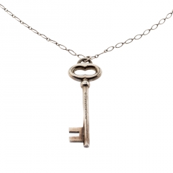 Pre Owned Tiffany & Co. Key Silver Oval Chain Link Long Pendant Necklace
