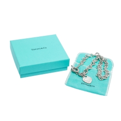 Pre Owned Tiffany & Co. Return To Tiffany Heart Tag Silver Chain Link Toggle Necklace