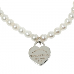 Pre Owned Tiffany & Co. Sterling Silver Mini Heart Tag Freshwater Pearl Bracelet