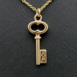 Pre Owned Tiffany & Co. 18K Rose Gold  Oval Key Necklace