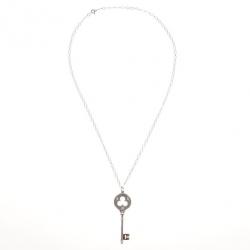 مملوكة مسبقًا Tiffany & Co. 18 K White Gold Keys Clover Key Pendant