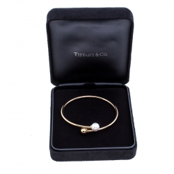 Pre Owned Tiffany & Co. HardWear Cultured Pearl 18K Rose Gold Ball Bypass Bracelet 