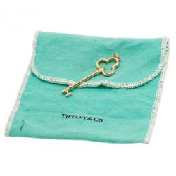 مملوكة مسبقًا Tiffany & Co. Trefoil Key 18K Yellow Gold Pendant Necklace