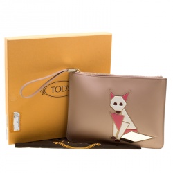 Pre Owned Tod's Beige Leather Fox Wristlet Clutch