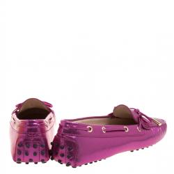 Pre Owned Tod's Pink Metallic Leather Bow Loafers Size 40