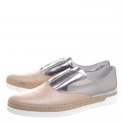 مملوكة مسبقًا Tod's Metallic Silver and Blush Pink Leather Francesina Slip On Espadrille Sneakers Size 40
