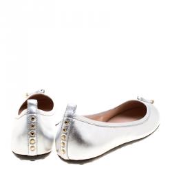 Pre Owned Tod's Metallic Silver Leather Studded Ballet Flats Size 39.5