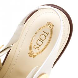 Pre Owned صندل تودز فتحة كعب سيور متعاكسة جلد كريمي مقاس 39.5