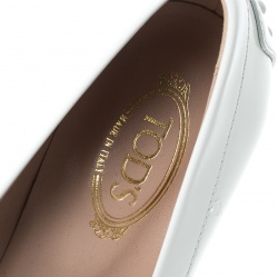 Pre Owned حذاء كعب عالي تودز لوفرز فيونكة جلد لونين مقاس 39.5