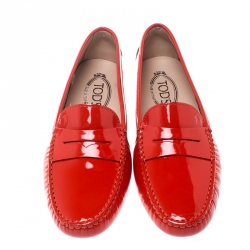 Pre Owned Tod's Neon Red Patent Leather Penny Loafers Size 39.5